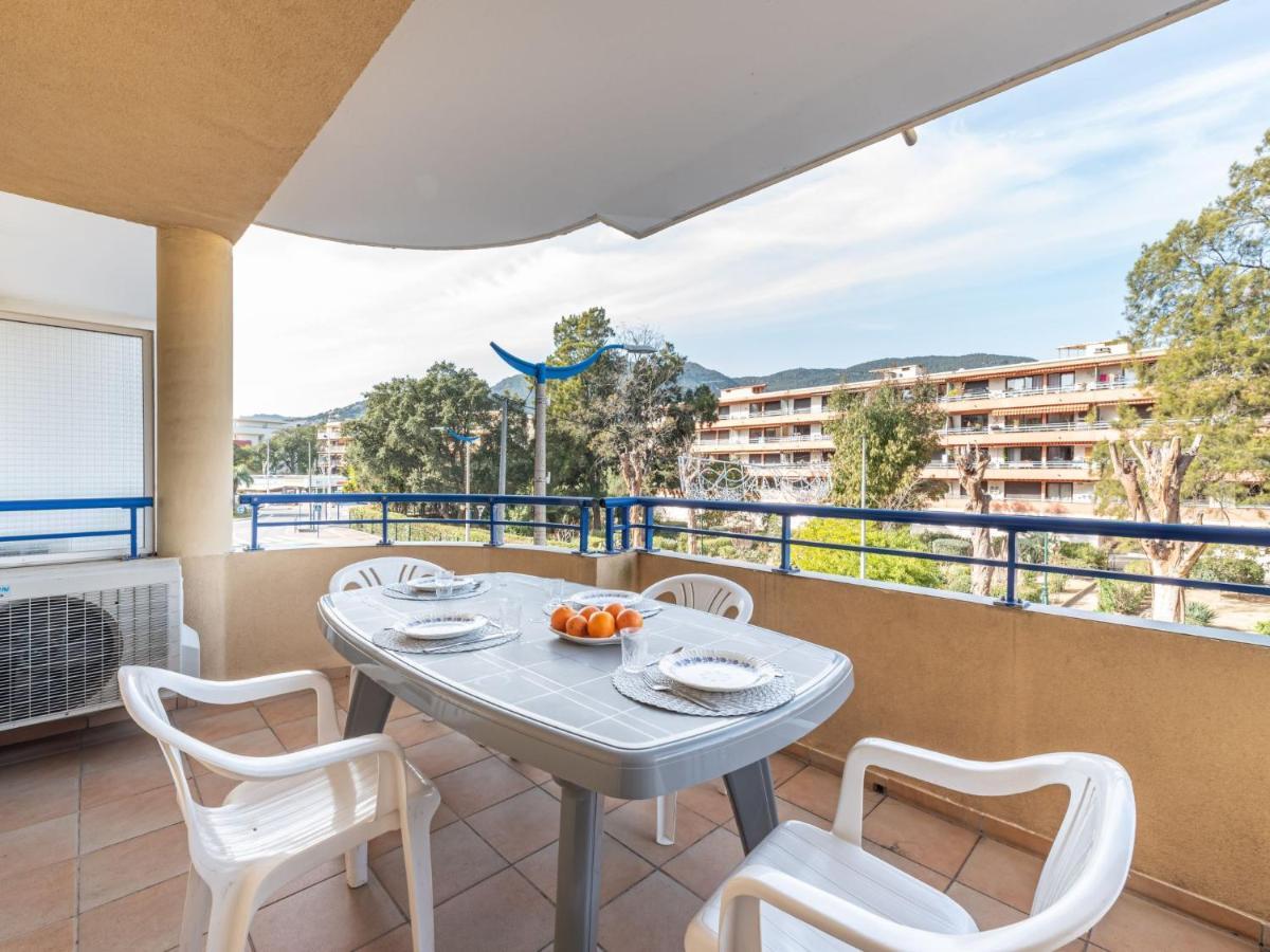Apartment Ancre Bleue By Interhome Кавалере-сюр-Мер Екстериор снимка